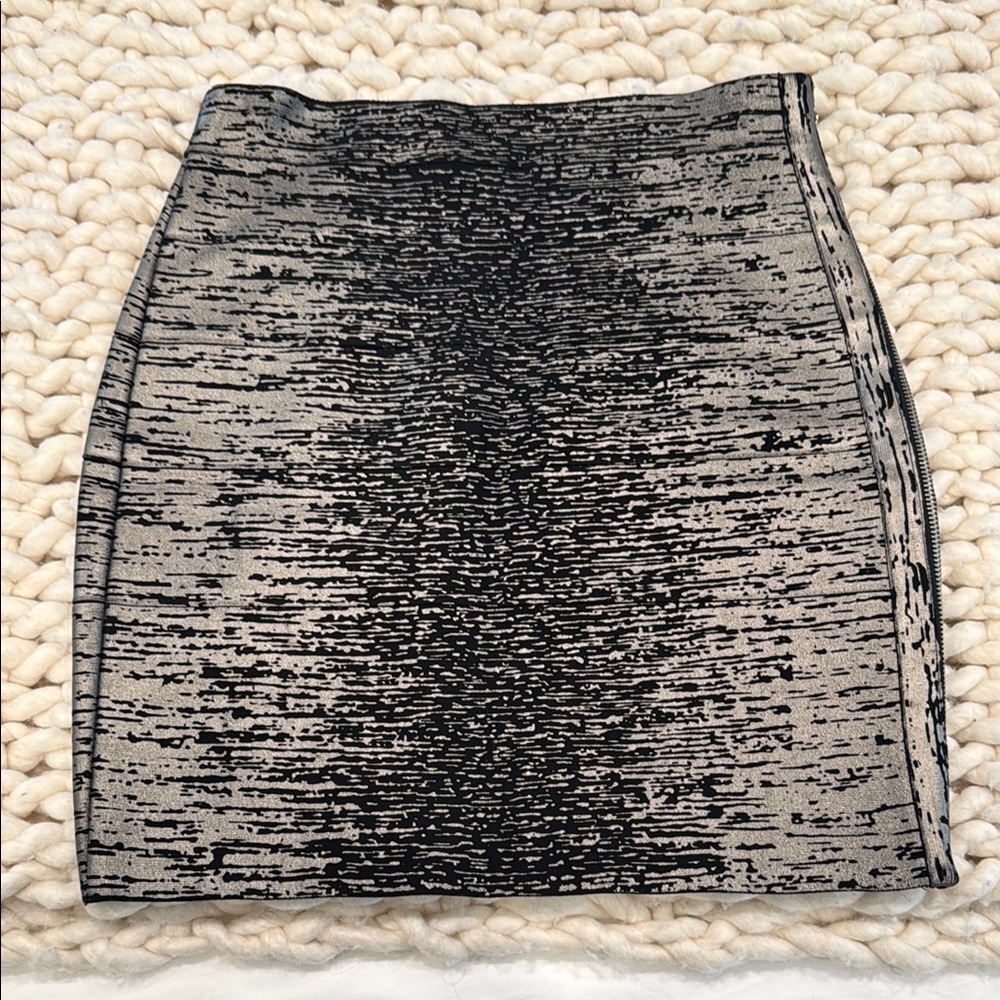 MICHAEL Michael Kors Mini Pencil Skirt Black and Silver
